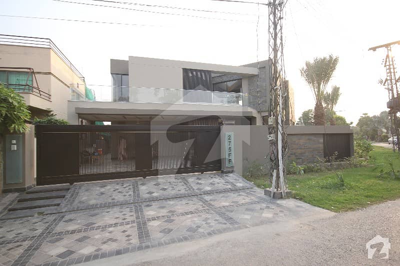 Near To Commercial Mini 2 Kanal Brand New Designer Bungalow For Sale
