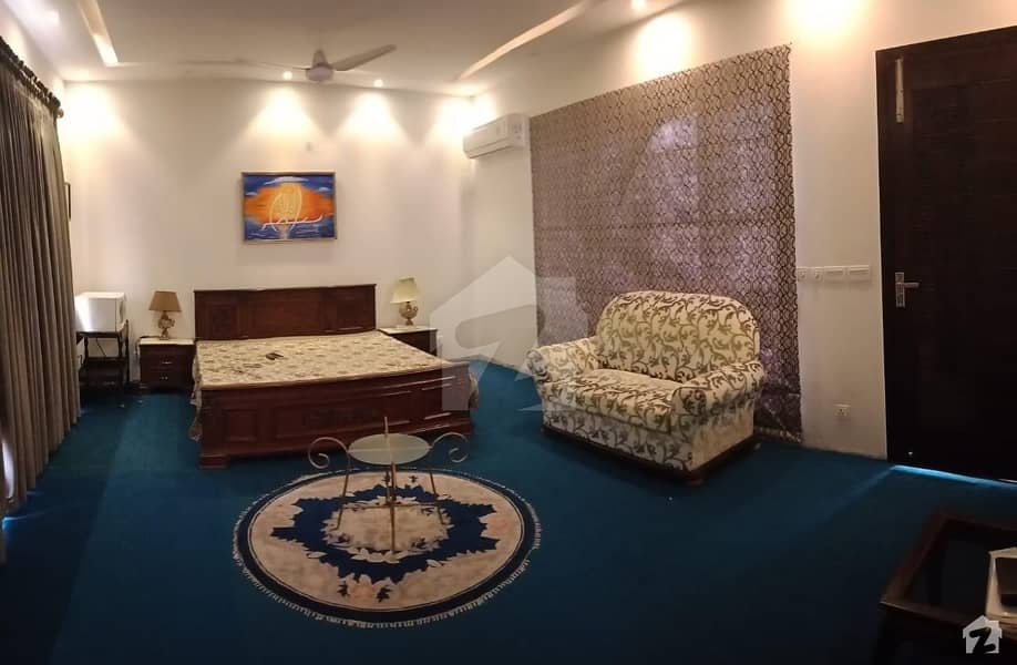 Brand New Fully Furnished Room For Rent