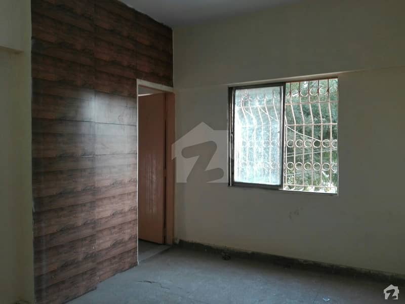 Taqi Tarrace 1st Floor Flat Available For Sale On Good Location