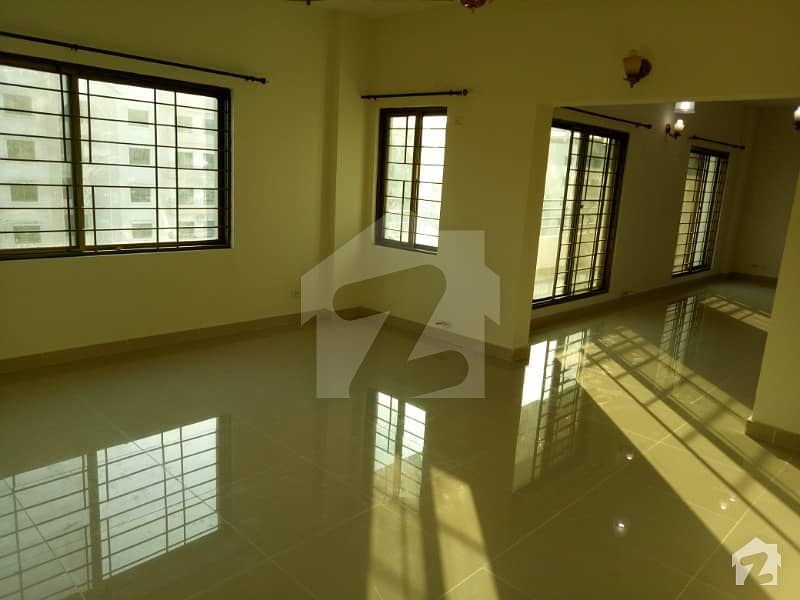 4 Bed Rooms Luxury Apartment On 6th Floor In Sector B Askari 11 Lahore