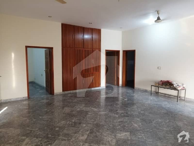 1 Kanal Upper Portion Available For Rent In Architect