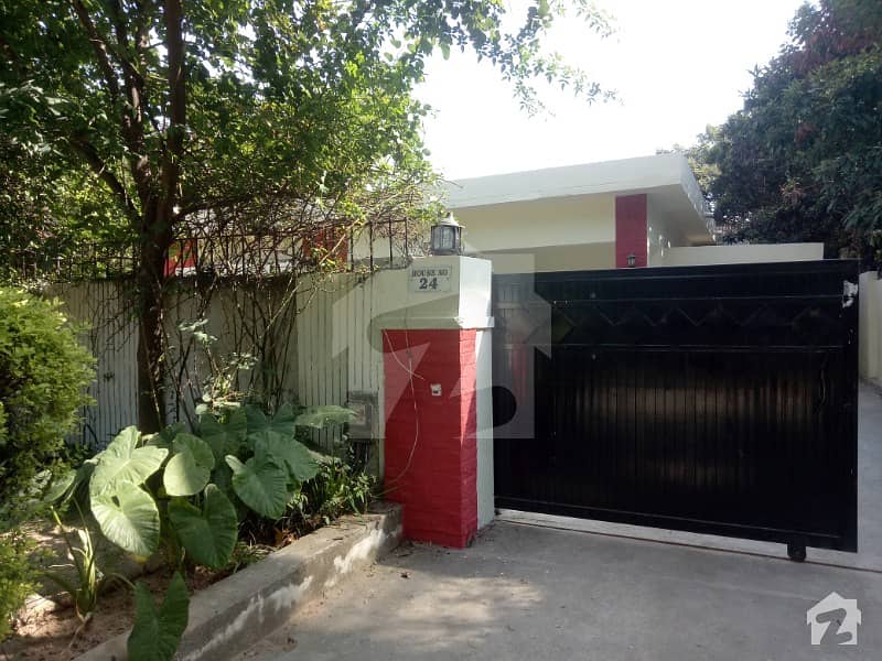 Single Storey House For Rent Big Parking F7/1, F7, Islamabad