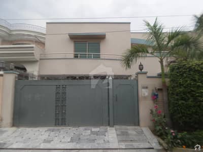 1 Kanal House Is Available For Rent 1 Kanal House Is Available For Rent