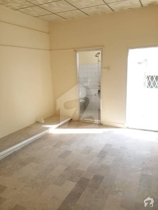 Defence Phase 4 - Near Baitusalam Mosque 950 Sq Ft Flat For Rent