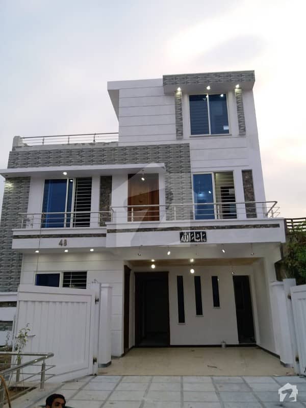 Brand new 30x60 House for rent in G 13 Islamabad