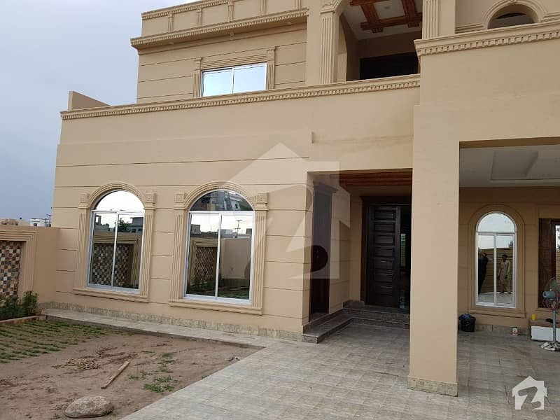 Nasheman-e-Iqbal Phase 2 Luxury House For Sale