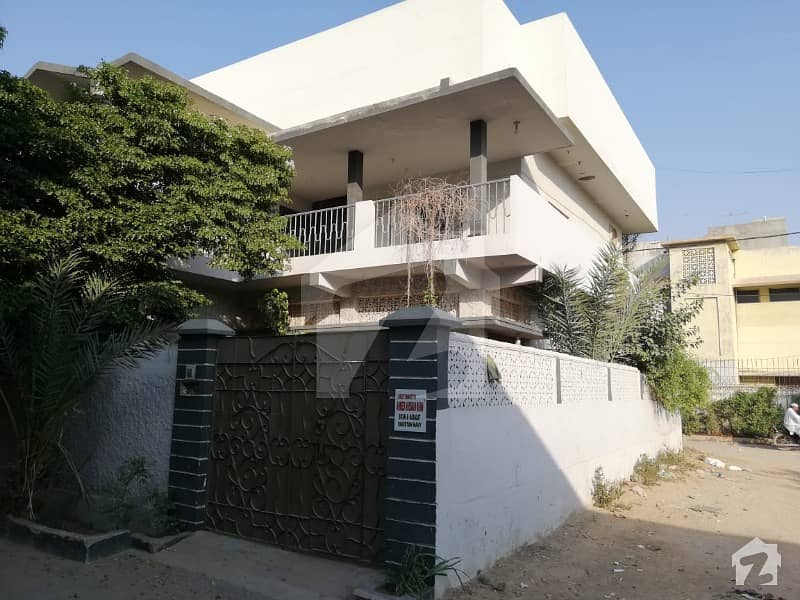 ملیر لِنک ٹُو سُپر ہائی وے کراچی میں 6 کمروں کا 12 مرلہ مکان 2.9 کروڑ میں برائے فروخت۔