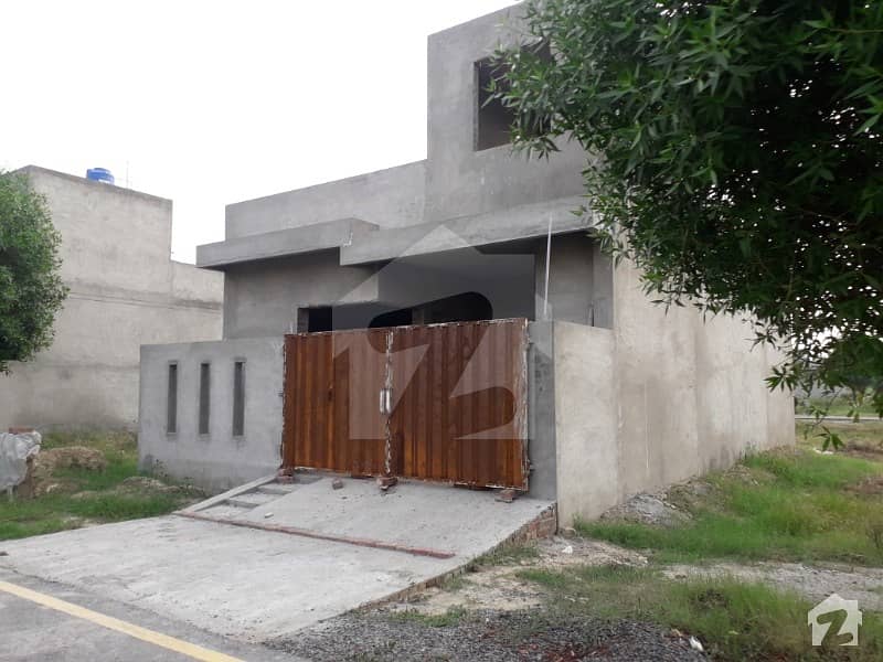 سینٹرل پارک ہاؤسنگ سکیم لاہور میں 2 کمروں کا 5 مرلہ مکان 48 لاکھ میں برائے فروخت۔