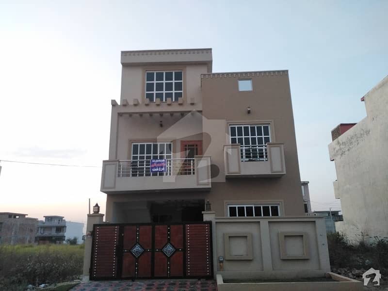 I14 -1  6 Maral 2 Unit House Sun Face A Grade Construction Near Mini Markaz And Parak On 50ft Road