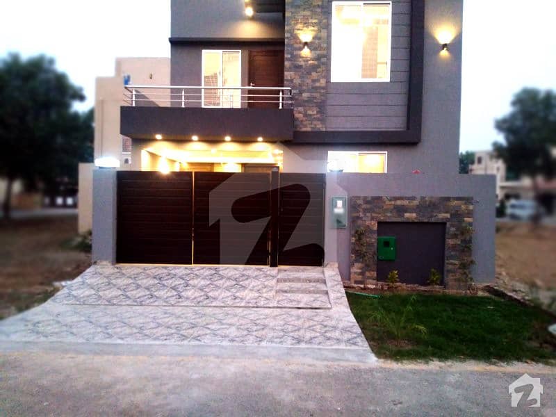 5 Marla Brand New Luxury House For Sale In Iris Block Of Bahria Nasheman Lahore