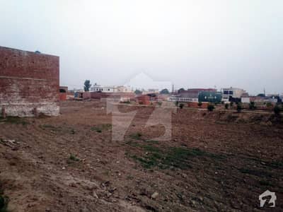 فیروزپور روڈ لاہور میں 5 مرلہ رہائشی پلاٹ 18.75 لاکھ میں برائے فروخت۔ فیروزپور روڈ لاہور میں 5 مرلہ رہائشی پلاٹ 18.75 لاکھ میں برائے فروخت۔