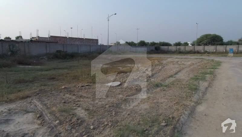 1 Kanal Plot For Sale In L Block Of Air Avenue Lahore