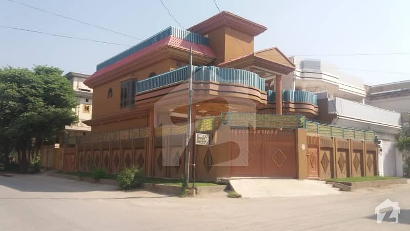10 Marla Corner House For Sale In Hayatabad Phase 3  K2