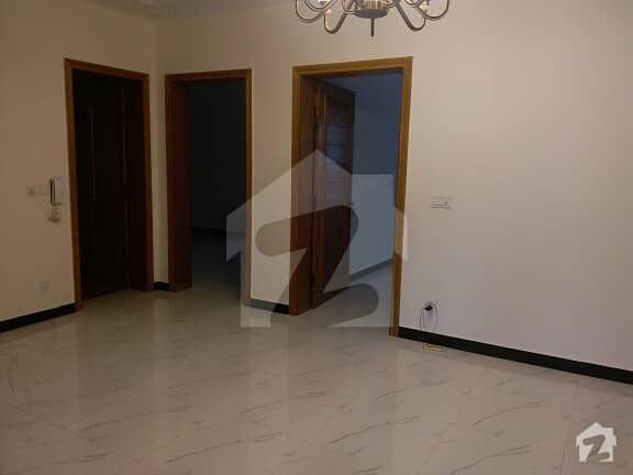 Luxury Renovated New 3 Bedrooms Investor Price Apartments For Sale