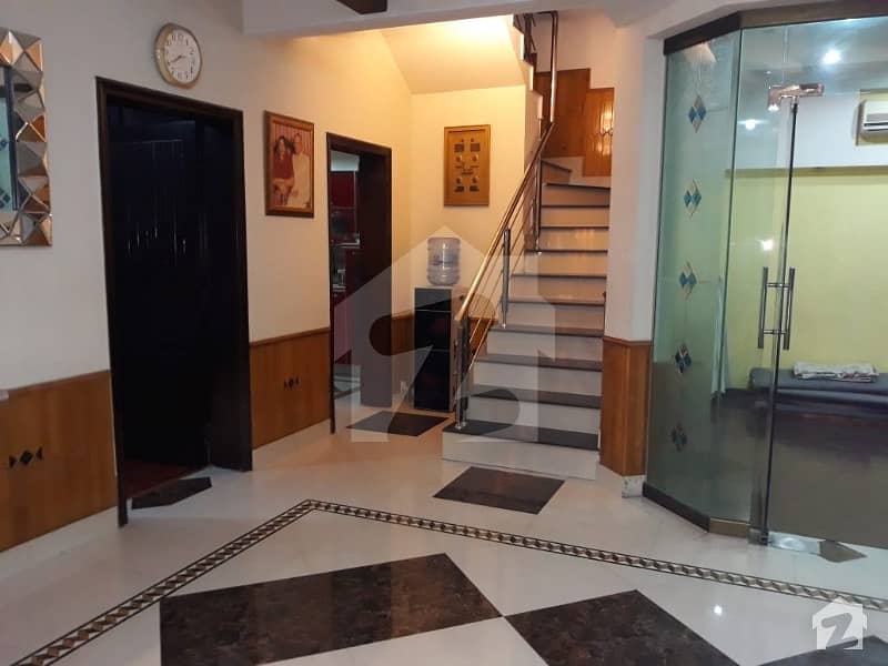 ڈی ایچ اے فیز 1 ڈیفنس (ڈی ایچ اے) لاہور میں 4 کمروں کا 10 مرلہ مکان 2.35 کروڑ میں برائے فروخت۔