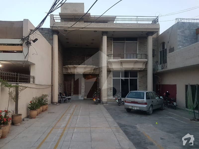 1 Kanal House In Garden Town For Rent