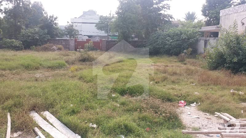Model Town Two Kanal Corner Awesome Front Plot For Sale