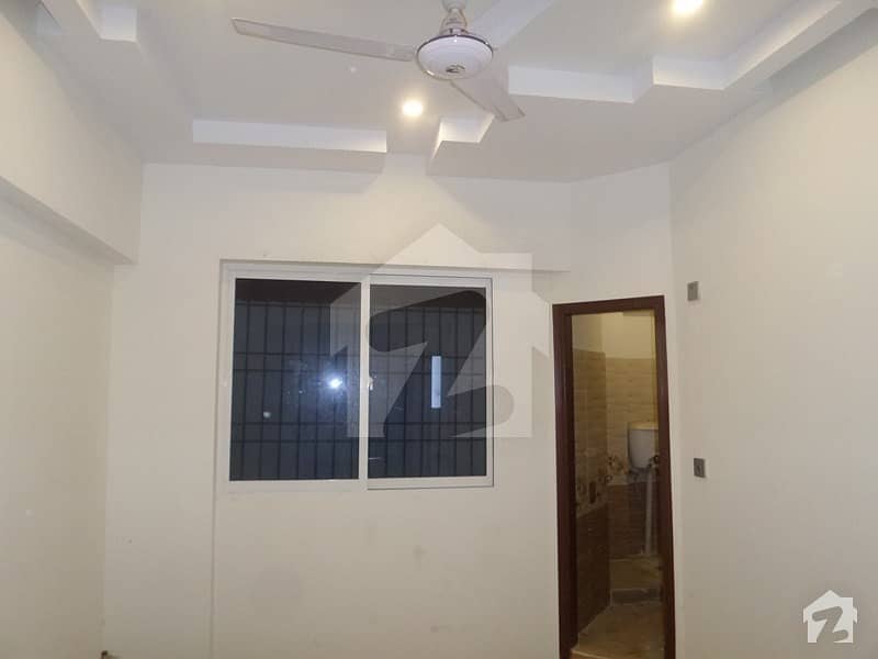 ناظم آباد - بلاک 5بی ناظم آباد کراچی میں 6 کمروں کا 5 مرلہ مکان 1.9 کروڑ میں برائے فروخت۔