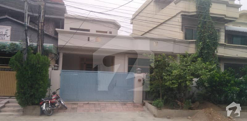 11marla 3beds Single Storey House For Rent In Gulraiz Housing