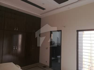 Brand New Family Apartment For Rent In Gulberg 2 Near By Main Market Kanal