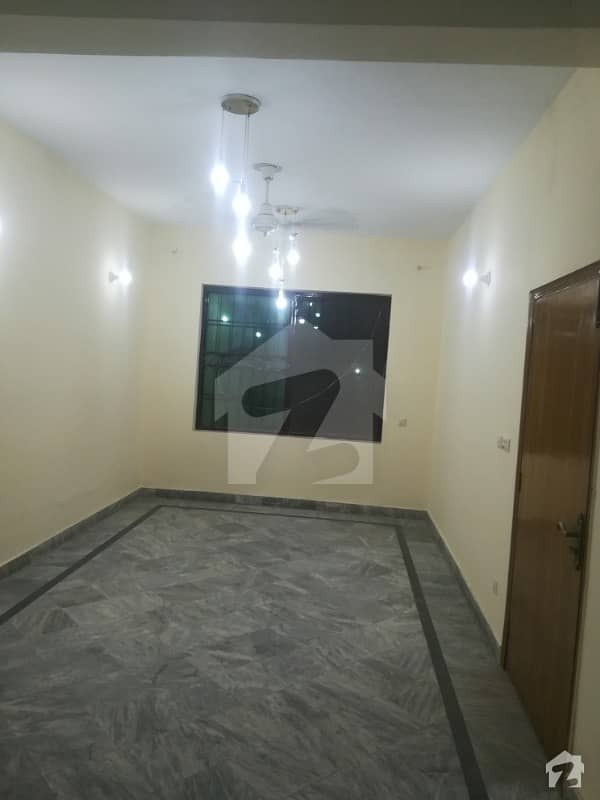گلبرگ 2 - بلاک بی گلبرگ 2 گلبرگ لاہور میں 4 کمروں کا 5 مرلہ مکان 60 ہزار میں کرایہ پر دستیاب ہے۔