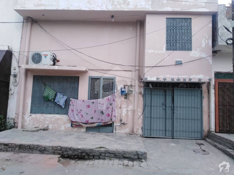 ٹاؤن شپ ۔ سیکٹر بی2 ٹاؤن شپ لاہور میں 6 کمروں کا 5 مرلہ مکان 1 کروڑ میں برائے فروخت۔