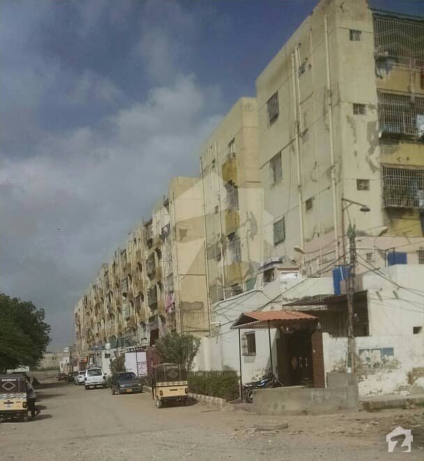 2 Bed Dd 1st Floor Flat For Rent In GulzareHijri Ideal Arcade Phase 1