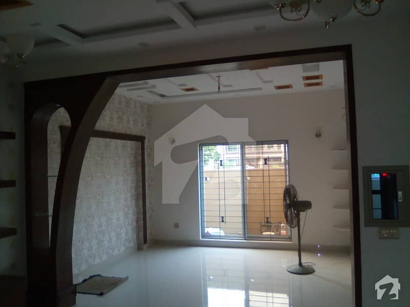 10 Marla Upper Portion Available For Rent In Rafi Block Bahria Town Lahore