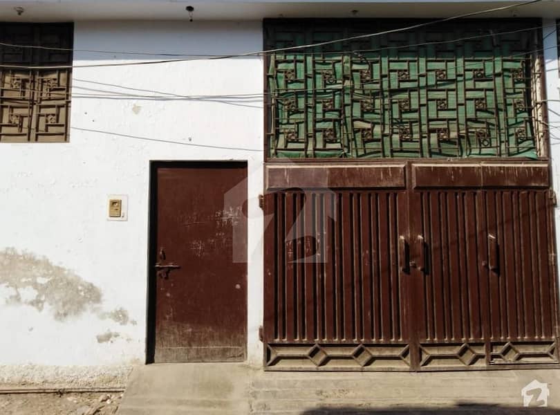 احمد پور روڈ بہاولپور میں 3 کمروں کا 5 مرلہ مکان 55 لاکھ میں برائے فروخت۔