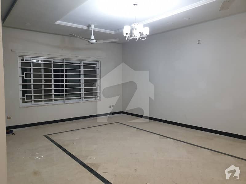 50x90 upper portion for rent in G-13
