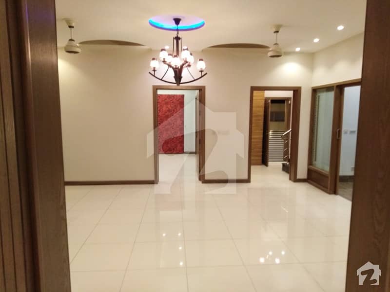 Lower Portion Available For Rent In  Bahria Town  Overseas B