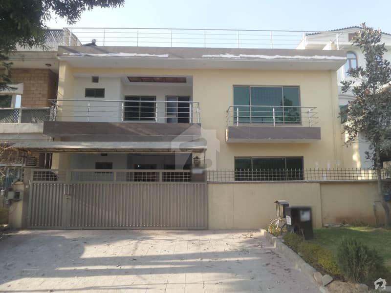 Double Storey House Is Available For Rent In I-8/2