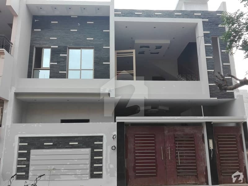 گلشنِ معمار - سیکٹر زیڈ گلشنِ معمار گداپ ٹاؤن کراچی میں 6 کمروں کا 10 مرلہ مکان 2.35 کروڑ میں برائے فروخت۔