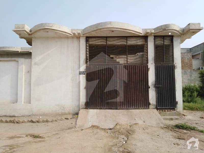 Single Storey House Is Available For Sale In Sadiq Town