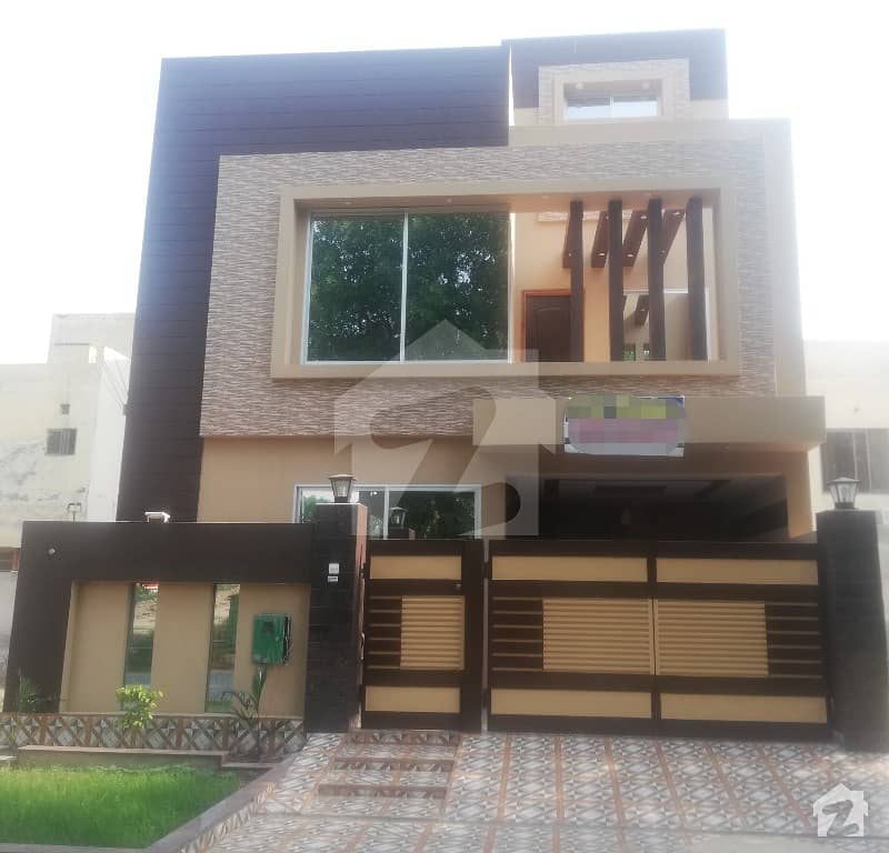 Brand New 5 Marla House For Sale In AA Block