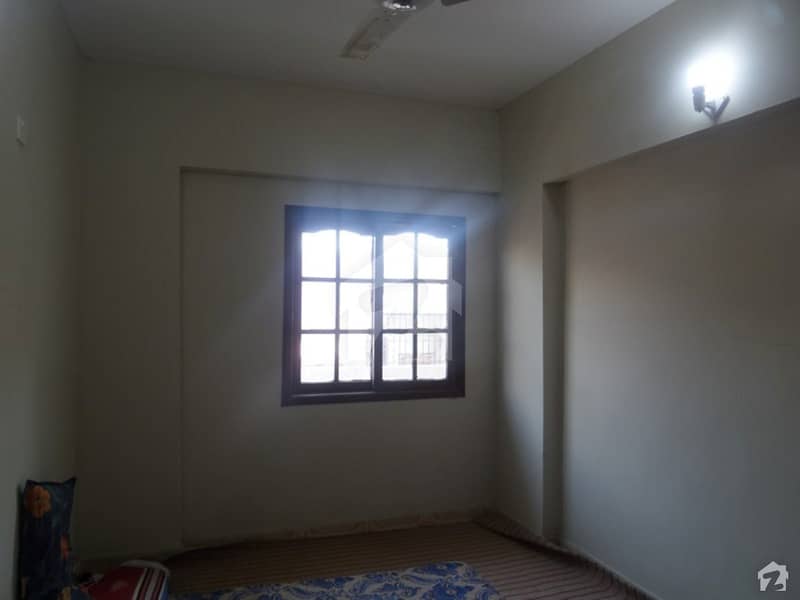ناظم آباد - بلاک 5اے ناظم آباد کراچی میں 3 کمروں کا 5 مرلہ بالائی پورشن 90 لاکھ میں برائے فروخت۔