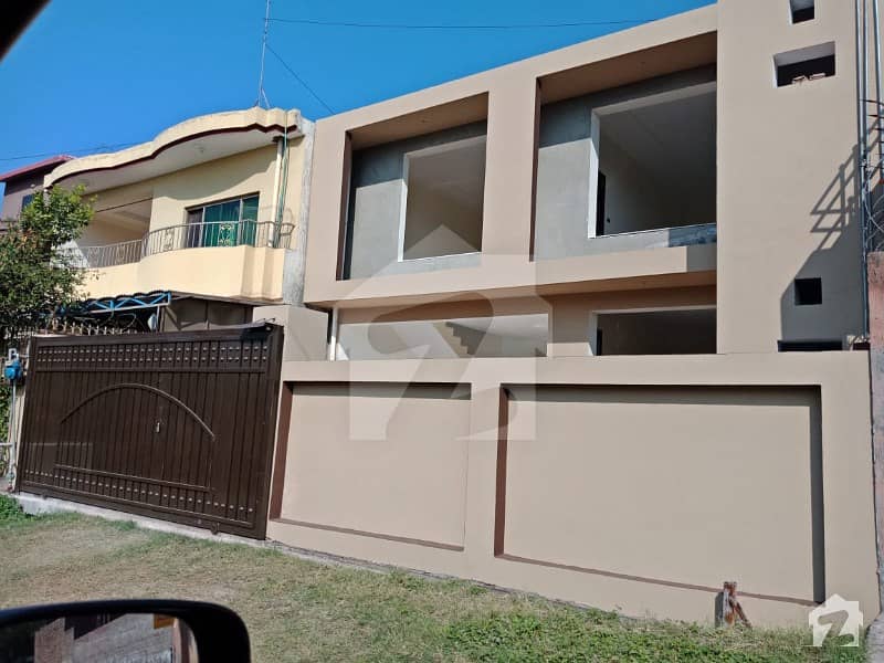 12 Marla Newly Built House At Attractive Location For Sale