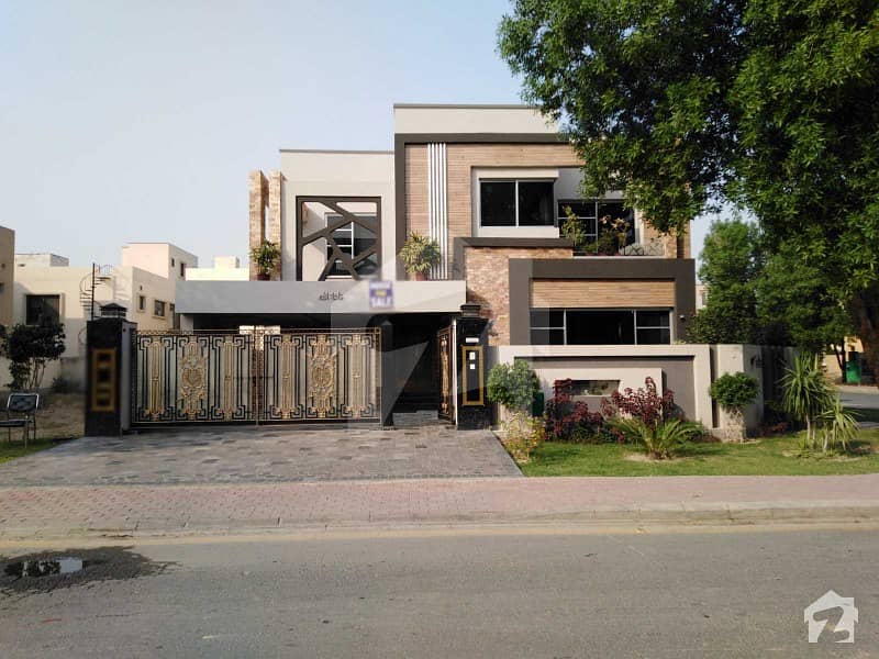 1 Kanal Corner House With Full Basement For Sale In Jasmine Block Of Bahria Town Lahore