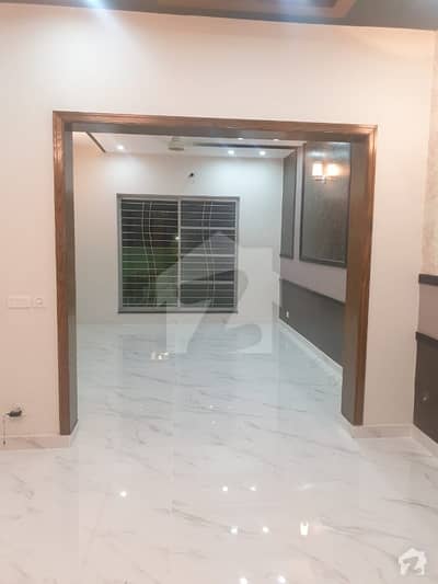 10 Marla Upper Portion For Rent 10 Marla Upper Portion For Rent