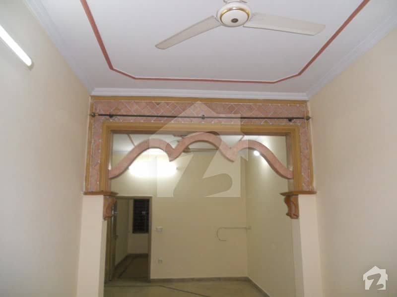 شیرشاہ کالونی - راؤنڈ روڈ لاہور میں 2 کمروں کا 3 مرلہ مکان 17.5 لاکھ میں برائے فروخت۔