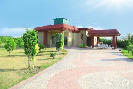 1.5 Kanal Farmhouse For Sale 1.5 Kanal Farmhouse For Sale