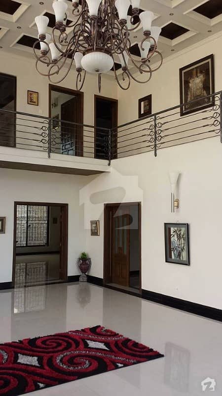 Size 500 Sq Yards Genuinely  Refined Built House For Rent