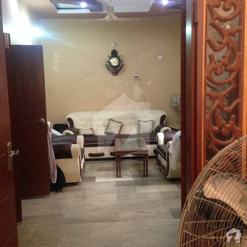 ابوالحسن اصفہا نی روڈ کراچی میں 4 کمروں کا 5 مرلہ مکان 1.32 کروڑ میں برائے فروخت۔