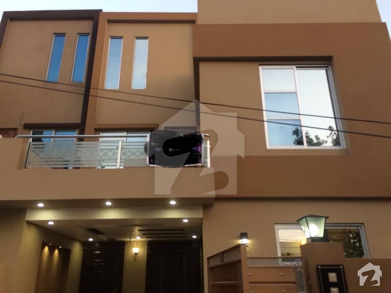 5 Marla Brand New Luxurious House For Rent In Bahria Town Lahore