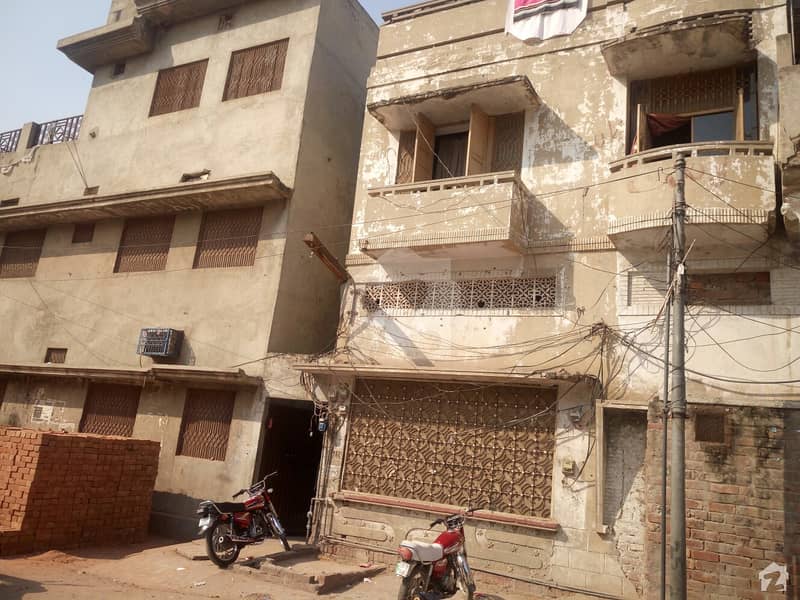 Triple Storey House For Sale In Begampura Near Hazrat Esha Meezar