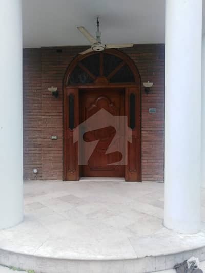 Well Located Old House Is Available For Sale Well Located Old House Is Available For Sale