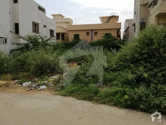 400 Square Yards Residential Plot Is Available For Sale In Gulistan E Jauhar Block 14 Near Beacon House School