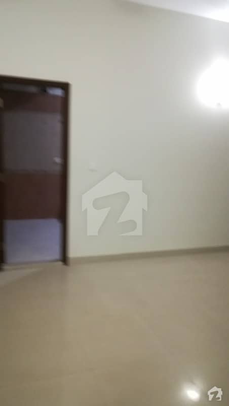 ڈی ایچ اے فیز 4 ڈی ایچ اے کراچی میں 4 کمروں کا 12 مرلہ مکان 6.75 کروڑ میں برائے فروخت۔