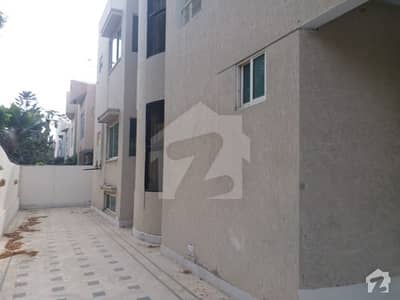 House 4 Bedrooms Drawing Dinning For Rent Block 5 Clifton House 4 Bedrooms Drawing Dinning For Rent Block 5 Clifton