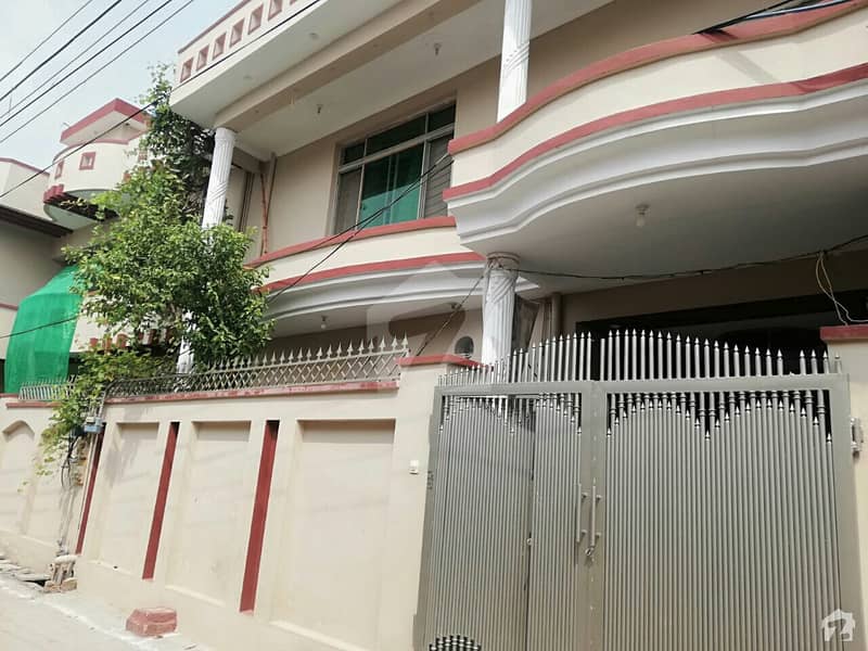 کہکشاں کالونی اڈیالہ روڈ راولپنڈی میں 4 کمروں کا 7 مرلہ مکان 68 لاکھ میں برائے فروخت۔ کہکشاں کالونی اڈیالہ روڈ راولپنڈی میں 4 کمروں کا 7 مرلہ مکان 68 لاکھ میں برائے فروخت۔